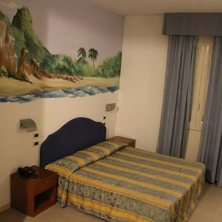 Ξενοδοχείο Riverside 4*