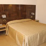 Hotel Riverside