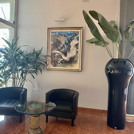 Riverside 4* Модена