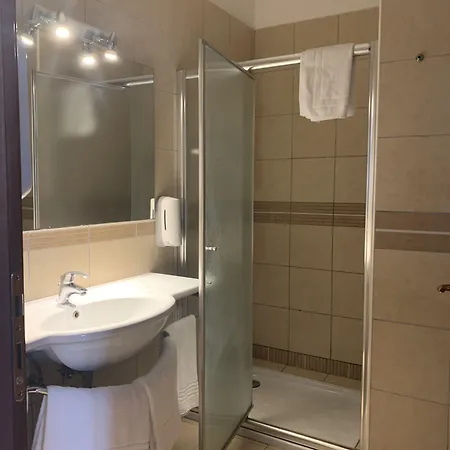 Riverside Hotel 4*
