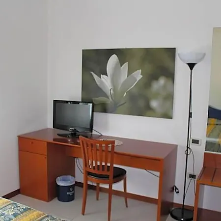 Riverside 4* מודנה