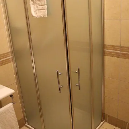 Hotell Riverside 4*